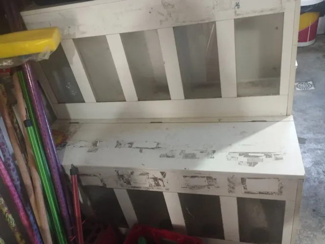  expositor de ração com dez compartimentos 