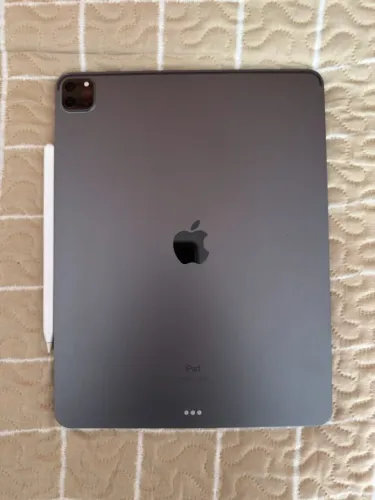 iPad Pro 12,9" M1 512GB Wi-Fi + Apple Pencil 2 + Smart Keyboard Folio
