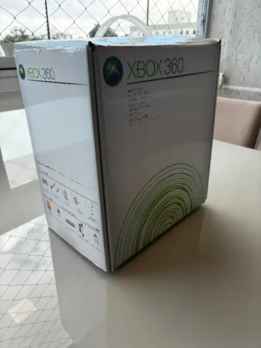 Xbox 360 + HD 1,5 TB + 200 brindes + serial batendo