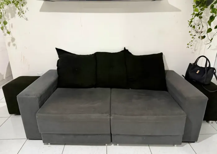 Sofá retrátil
