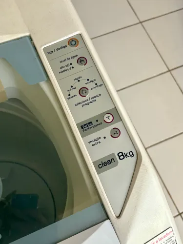 Máquina de lavar Brastemp Clean 8Kg - Funcionando