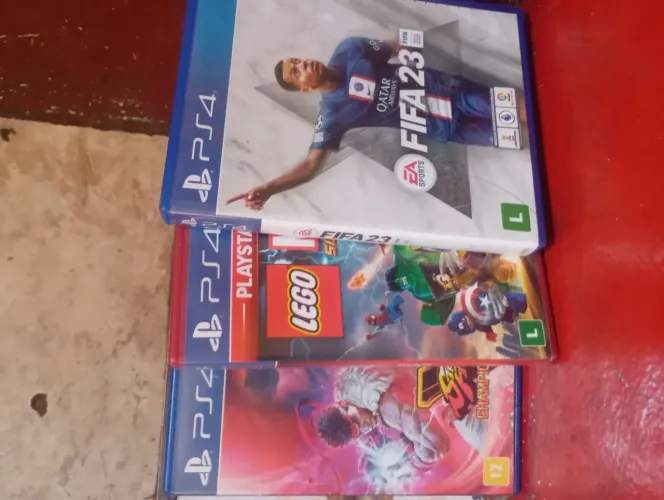 FIFA e god of war e outros jogos ps4