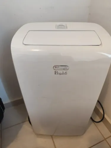 Ar-condicionado portátil Delonghi Pinguino PAC T 120 EK 12000 BTU