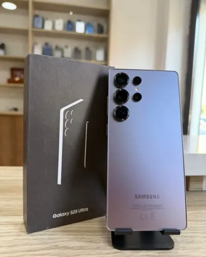 Samsung S25 Ultra 512/12 Novo