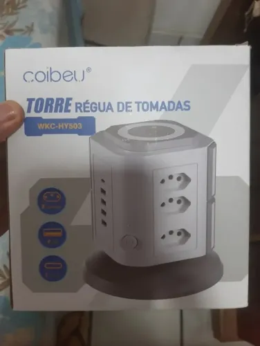 Torre de Tomadas Elétrica Coibeu | 9 Tomadas + 5 Portas USB