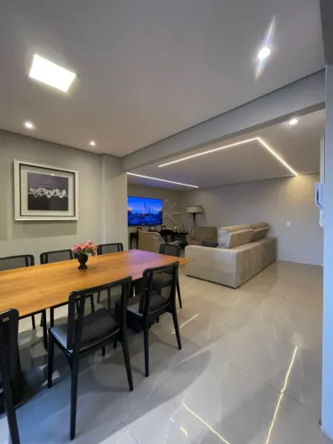 Apartamento à venda no Edifício Vivaldi - Centro de Foz do Iguaçu/PR