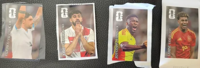 Vendo Figurinhas Panini Copa do Mundo 2026 da Coca-Cola em Uberlândia e Uberaba.