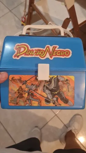 Lancheira de criança antiga do dragao negro