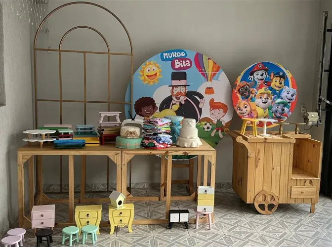 Decoração de festa/pegue e monte (Desapego)