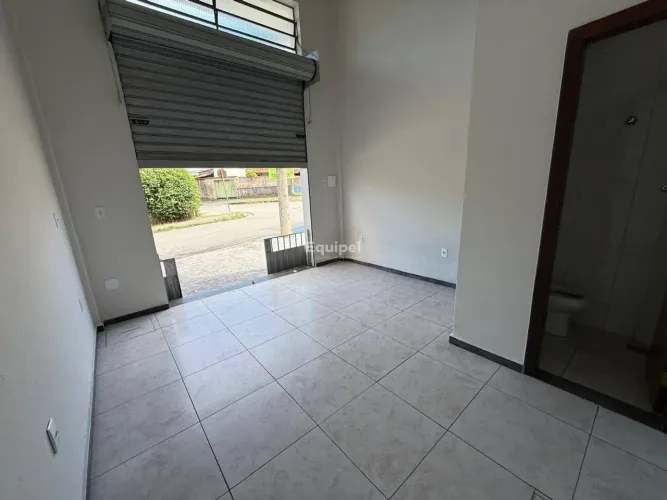 Loja Comercial Reformada | Grande Potencial Comercial | Bairro Maria Helena