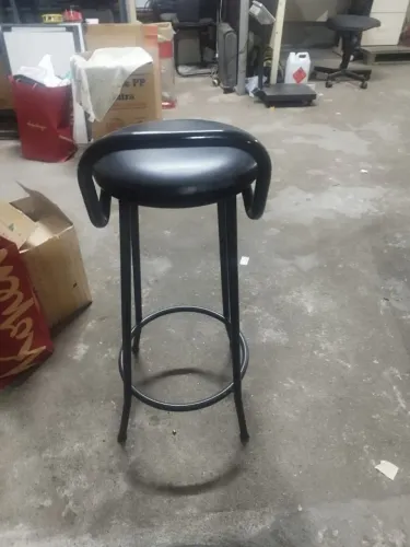 Banqueta de ferro