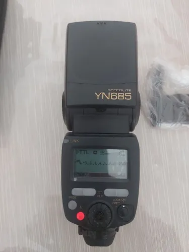 Flash Speedlite YN685 para Nikon