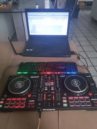 Controladora numark pro fx novaaa