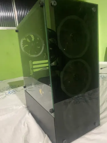 Pc pra vende, faltando a praça de vídeos