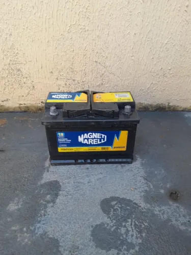 Bateria 75 amperes magnete marelli R$ 200,00 