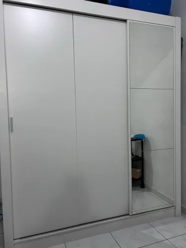 Guarda-Roupa Casal Madesa Lyon Plus 3 Portas de Correr com Espelho 4 Gavetas Branco