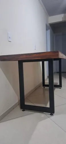 Mesa de jantar rústica industrial