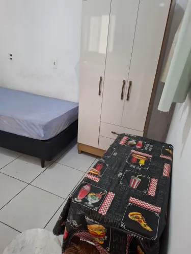 alugo uma kitnete