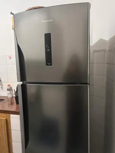 Vendo geladeira Panasonic 
