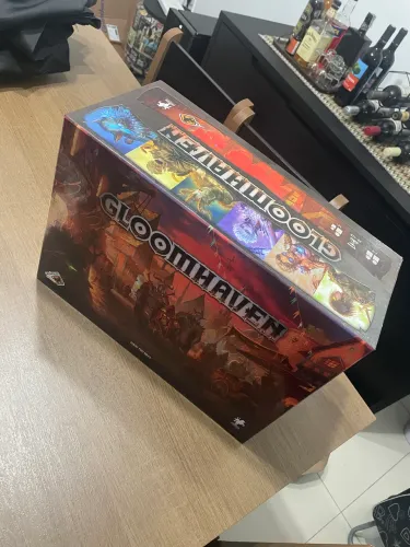 Gloomhaven - Galapagos Jogos