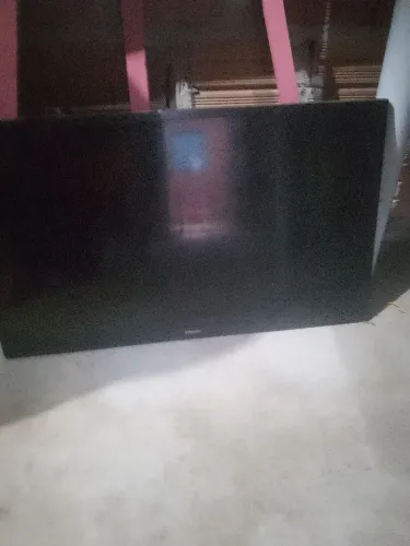 Vende-se tv pra conserto