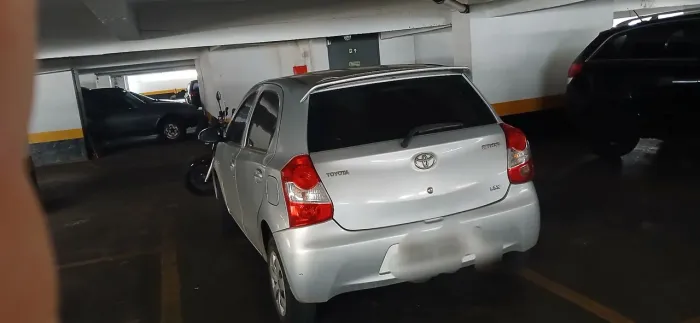 Toyota Etios X 1.3 Flex 16V 5P Mec. 2014