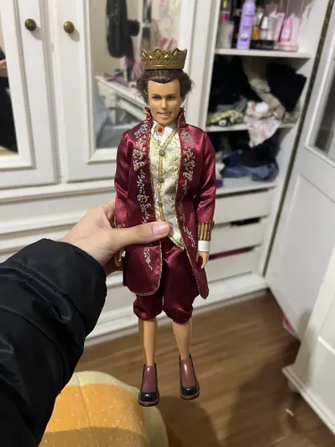 ken principe rei dominick do filme princesa e a plebeia 