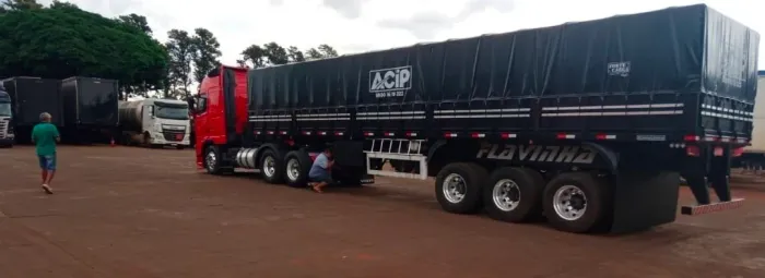 Carreta Graneleira Rodolinea 2015