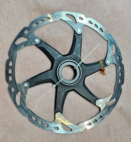 Disco Rotor traseiro Shimano Deore XT Ice-Tech 203 mm