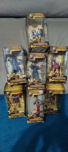 7 bonecos gladiadores romanos