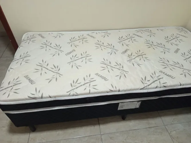 Cama solteiro