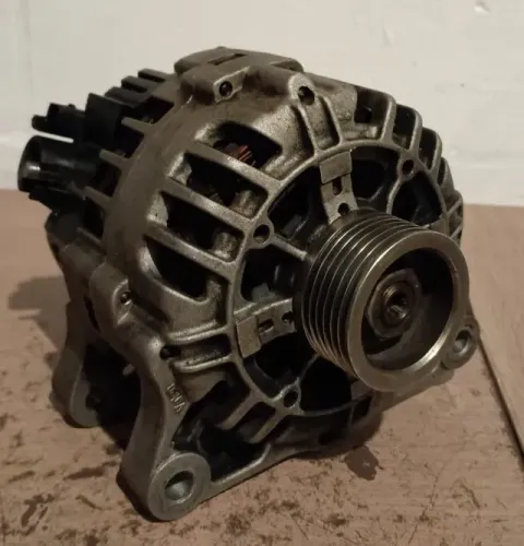 Alternador Valeo 12V - Para reparo ou peças - Peugeot