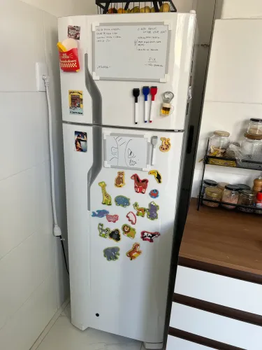 Geladeira Electrolux DC35A 260L Duplex - Nova, Perfeita