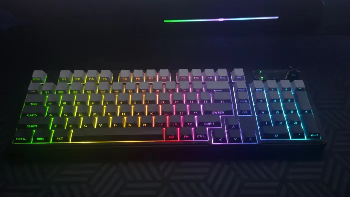 FURYCUBE IP98 PRO - TECLADO MECÂNICO GAMER TRI-MODE TECLADO FURYCUBE IP98 PRO À VENDA!