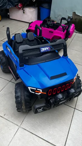 Carro elétrico infantil 