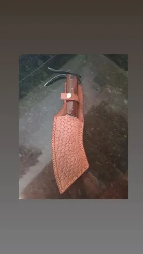Facas artesanais ( raiz)