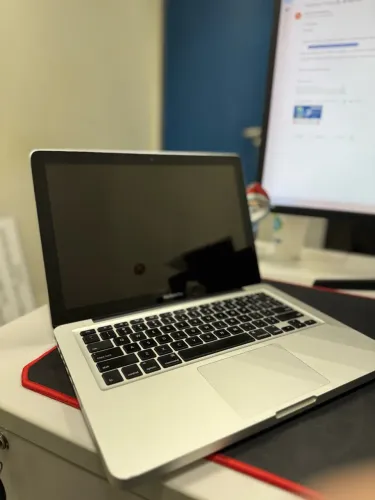 MacBook Pro 13