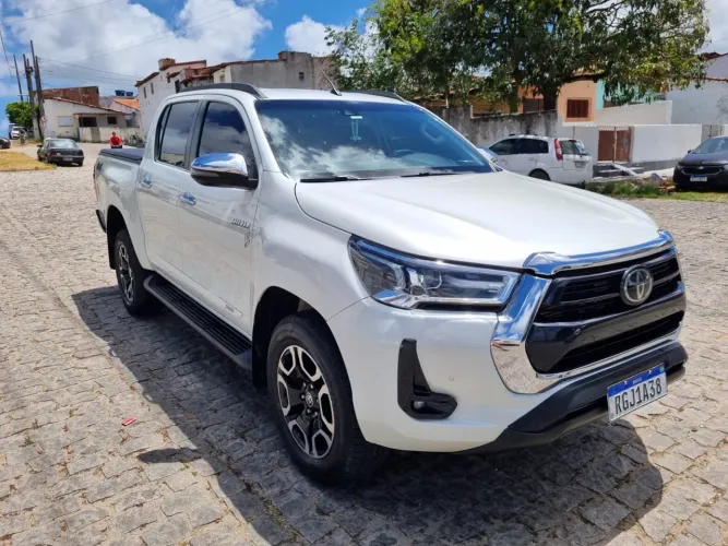 Toyota Hilux CD SRX 4X4 2.8 TDI 16V Diesel Aut. 2021