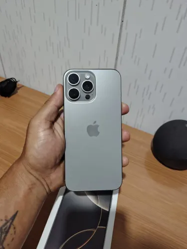 IPHONE 16 PRO MAX 256GB COM GARANTIA APPLE ATÉ 10/26