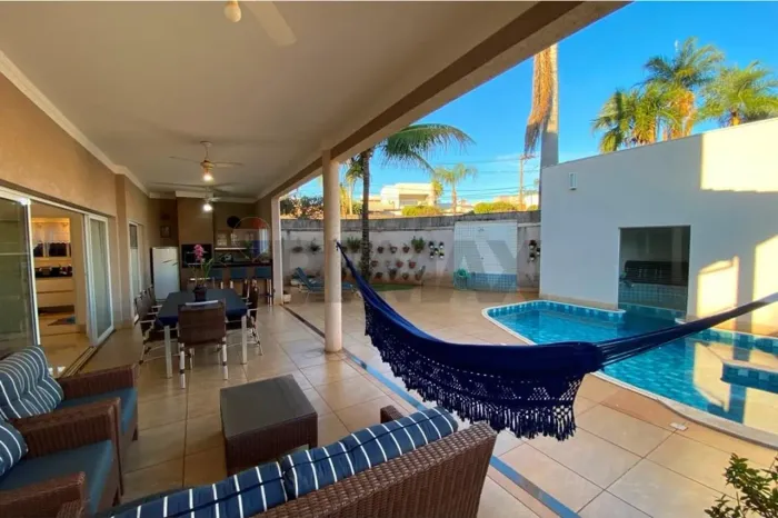 Casa em condominio à venda 4 quartos 362 m² útil e 444 m² terreno - Bonfim Paulista - Cond