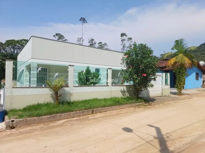 2 Casas no Bairro Planície Alta Guabiruba