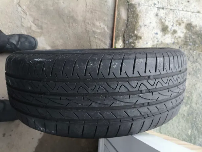 Pneu 195/55 R16 87H