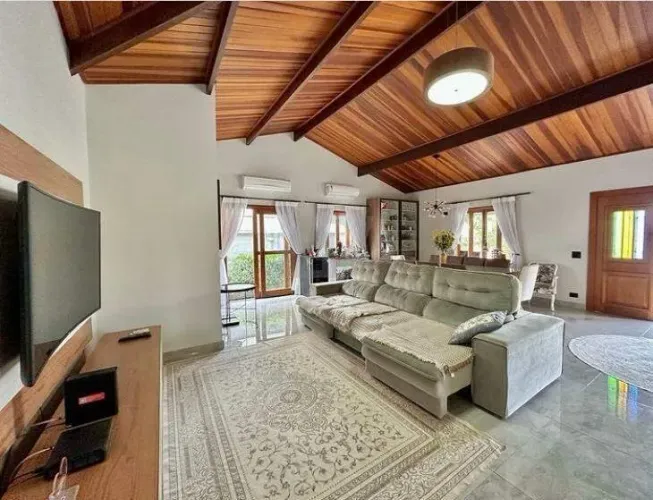 Casa para locação em Piracicaba - Monte Alegre
