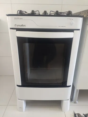 Fogão Esmaltec 4 Bocas com Mesa de Vidro - Ótimo Estado