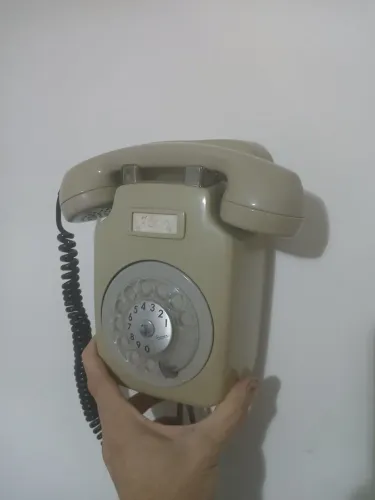 Telefone antigo