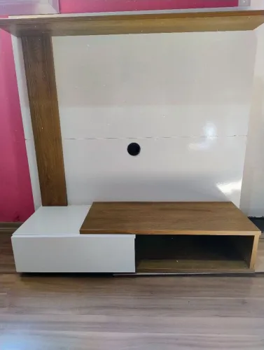02 painel de TV