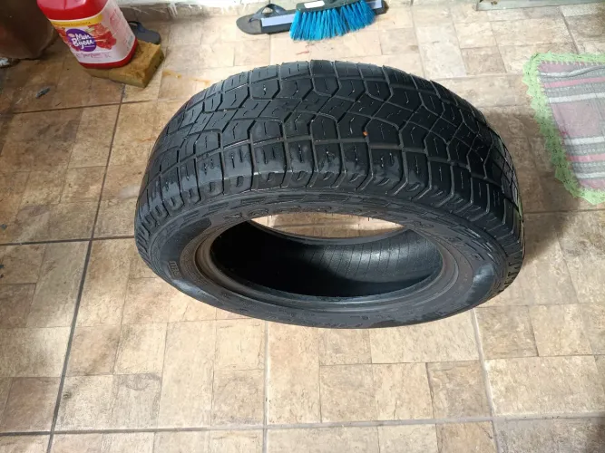 Pneu aro 15 205 60 Scorpion Pirelli 