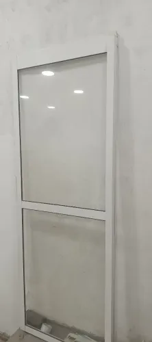 Porta de correr com vidro completa