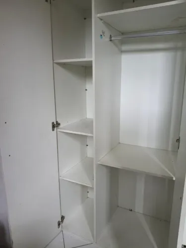 Guarda roupa planejado branco