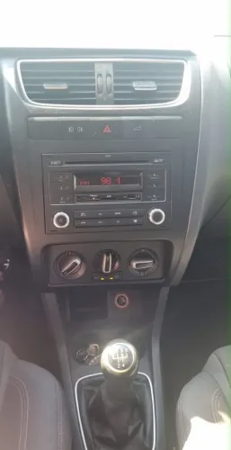 Volkswagen Fox Prime/higli. 1.6 Total Flex 8V 5P 2013
